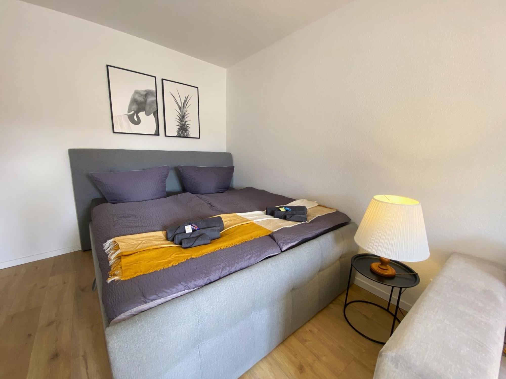 Schoelerberg Apartment Mit Tiefgaragenparkplatz Und Kingsize-Bett Osnabrück Exterior foto